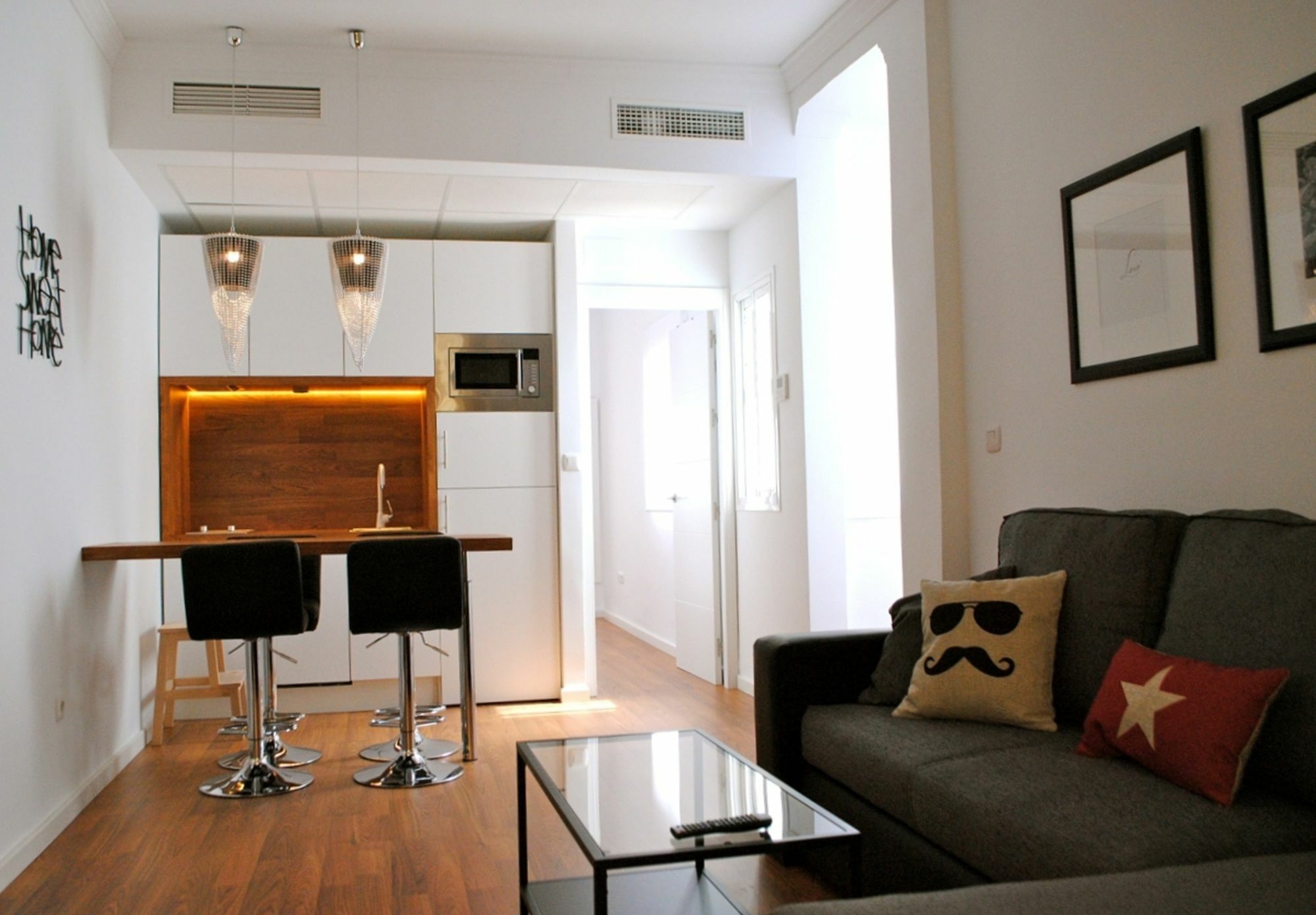 Minimal Rooms 말라가 외부 사진